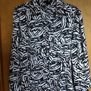 East 5th black and white XL blouse